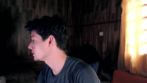 chris independent  online show from March 10, 8:35 pm