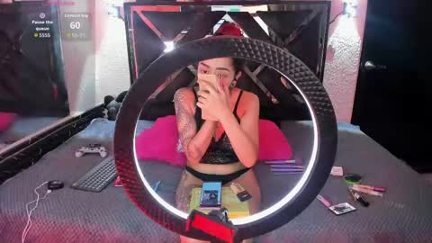 poyson_ivy1 online show from May 27, 12:28 am