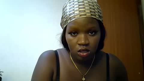 precious_gift online show from November 8, 4:10 pm