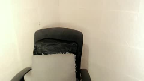 MAXXINE online show from April 14, 2:37 am