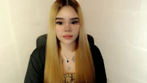 MAXXINE online show from January 17, 7:07 am