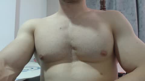Snapshot of preettyboyx chatting on January 24, 9:47 pm JUAN online show from January 24, 9:47 pm