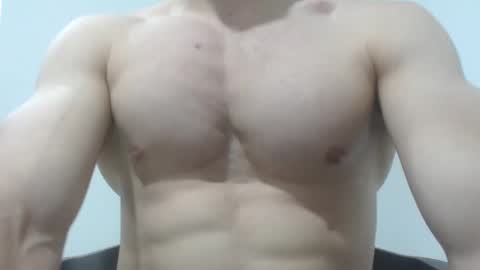 Snapshot of preettyboyx chatting on February 15, 7:39 pm JUAN online show from February 15, 7:39 pm