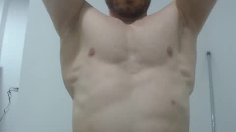 Snapshot of preettyboyx chatting on March 1, 4:26 am JUAN online show from March 1, 4:26 am