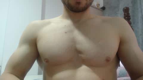 Snapshot of preettyboyx chatting on December 14, 4:41 pm JUAN online show from December 14, 4:41 pm
