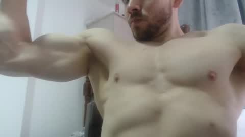 Snapshot of preettyboyx chatting on December 19, 4:57 pm JUAN online show from December 19, 4:57 pm