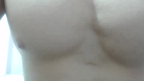 Snapshot of preettyboyx chatting on December 18, 9:29 pm JUAN online show from December 18, 9:29 pm