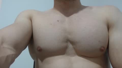 Snapshot of preettyboyx chatting on March 9, 8:31 pm JUAN online show from March 9, 8:31 pm