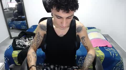 Plux online show from March 12, 6:22 pm