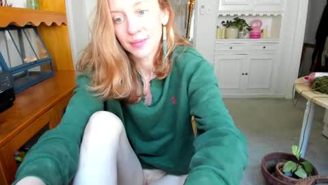 Pretend online show from April 11, 3:16 pm