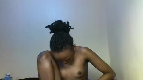 Prettie candy9 online show from October 27, 3:01 pm