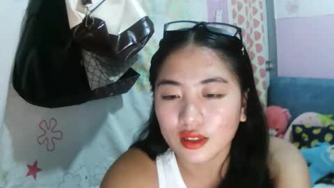 pretty_am online show from October 7, 1:51 pm