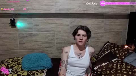 Snapshot of pretty_cristal22 chatting on March 10, 12:18 am pretty_cristal22 online show from March 10, 12:18 am