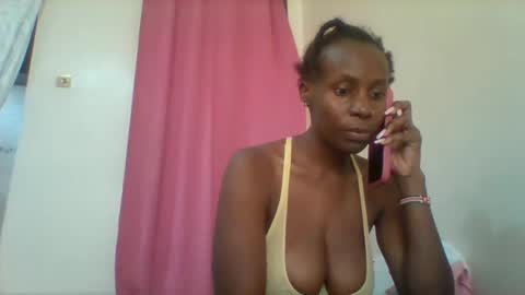 Snapshot of pretty_darya chatting on February 18, 7:43 am pretty_darya online show from February 18, 7:43 am