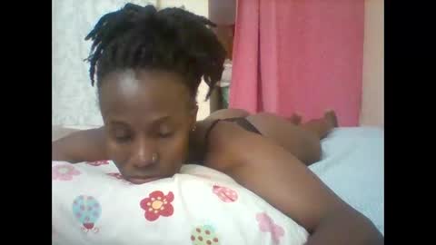 Snapshot of pretty_darya chatting on February 3, 11:20 am pretty_darya online show from February 3, 11:20 am