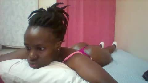 Snapshot of pretty_darya chatting on February 5, 4:06 am pretty_darya online show from February 5, 4:06 am