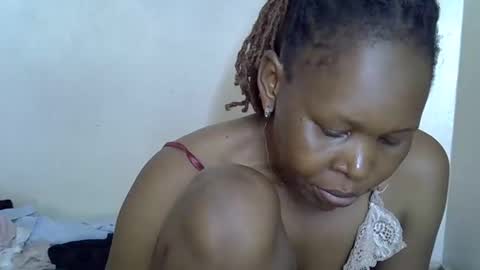 pretty_doreen online show from December 21, 1:39 pm