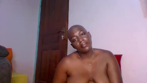 SARAH online show from December 15, 2:37 pm