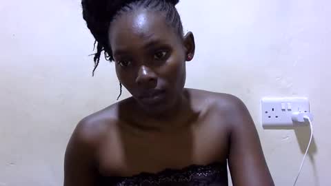 pretty_leila1 online show from March 6, 11:48 pm