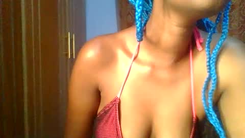 pretty_leilah online show from January 11, 2:17 am