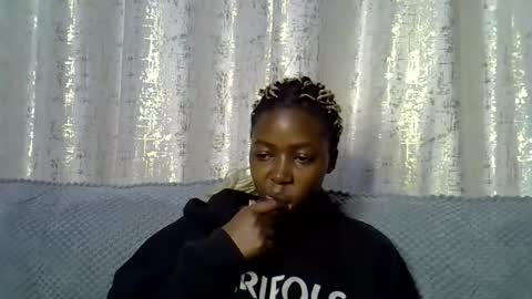 pretty_petite24 online show from September 17, 11:13 am