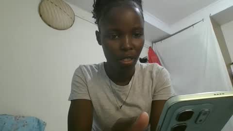 pretty_petite_ebony online show from January 11, 6:36 pm