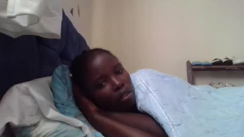 pretty_petite_ebony online show from September 25, 9:49 am