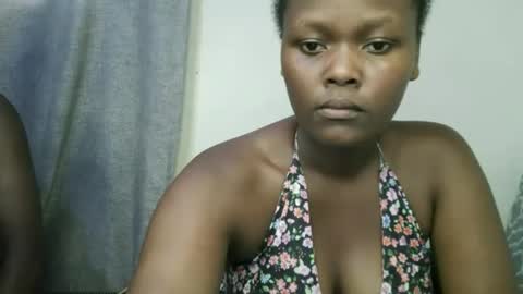 pretty_shanz online show from October 17, 10:52 am