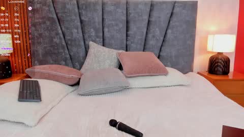Snapshot of pretty_sunlight_ chatting on February 7, 5:20 am Daisy Flower online show from February 7, 5:20 am
