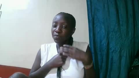 pretty_tiffany1 online show from February 26, 11:13 am