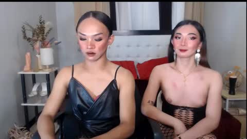 Snapshot of prettyakhira chatting on February 19, 2:44 pm prettyakhira online show from February 19, 2:44 pm
