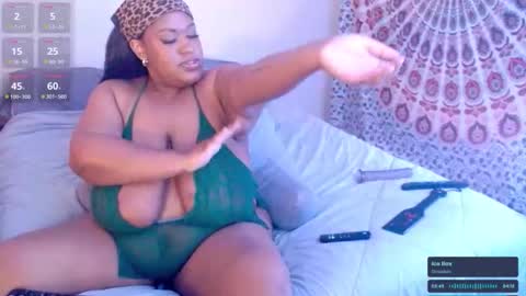 Miss Pretty online show from February 8, 3:54 am