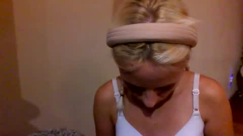 Missy  Jack online show from November 26, 1:03 am