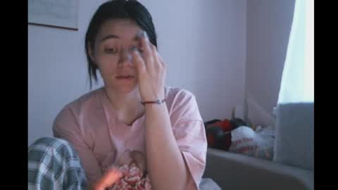 Snapshot of prettybella_7 chatting on January 4, 5:16 am Bella online show from January 4, 5:16 am