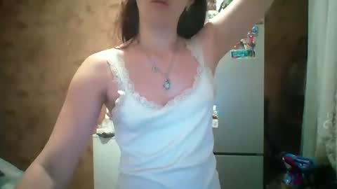 Bella online show from July 2, 9:42 pm