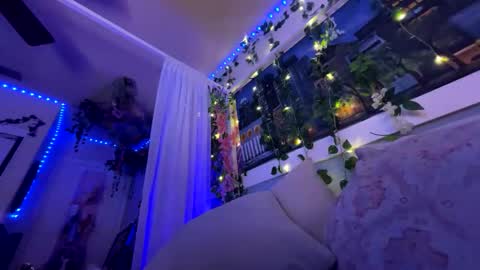 prettyblackgal online show from February 4, 9:46 am