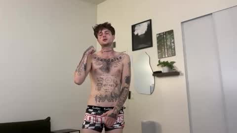 pretty boy online show from May 1, 6:07 am