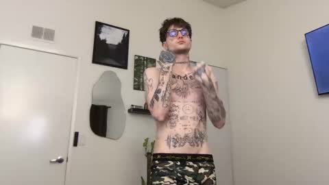 pretty boy online show from January 13, 4:53 am