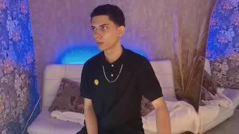 Camilo online show from December 16, 3:35 am