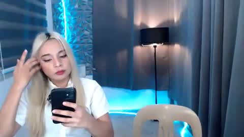ASHLEY online show from February 18, 2:59 am