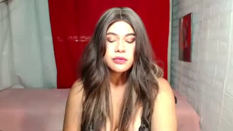 prettydiannara online show from November 19, 1:27 am