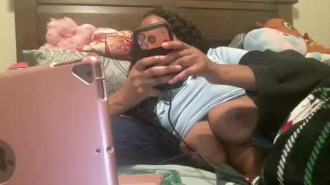 prettyfacefemale online show from April 23, 3:36 am