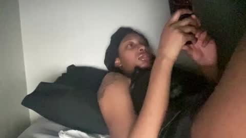 prettyfacefemale online show from February 13, 8:28 am