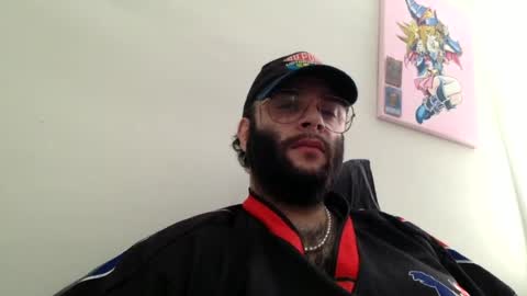 prettyglazed online show from July 25, 1:31 pm