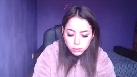 prettyjulliette online show from February 1, 11:31 am