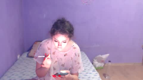 prettyjulliette online show from February 15, 11:39 am