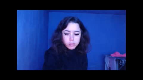 prettyjulliette online show from February 17, 10:07 am