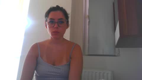 prettyjulliette online show from October 17, 12:31 pm