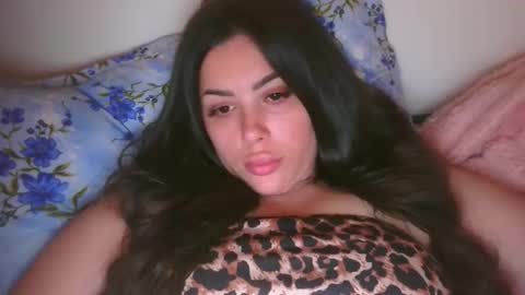 prettyjulliette online show from May 15, 1:51 pm