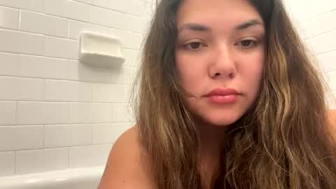 prettylatinamomma01 online show from November 12, 1:08 am